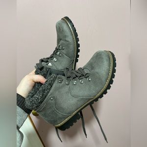 Sonoma grey ankle booties